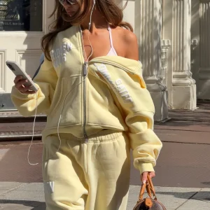 GATED COMMUNITY ZIP HOODIE BUTTER YELLOW