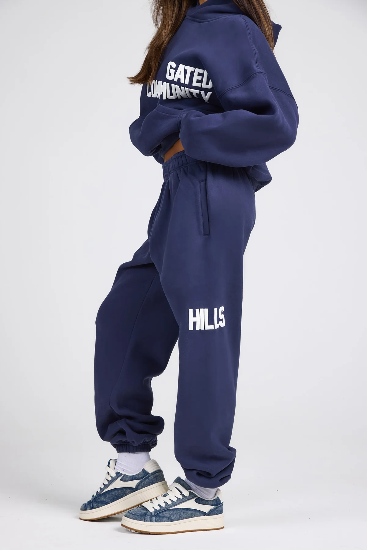 GATED COMMUNITY CUFFED SWEATPANTS FUTURE DUSK