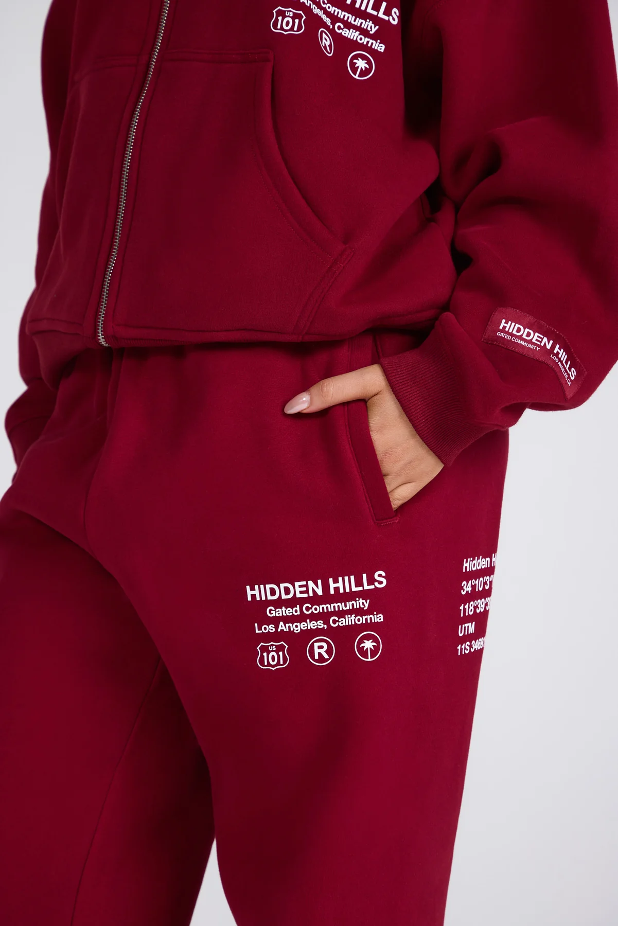 TAG STRAIGHT LEG SWEATPANTS BURGUNDY