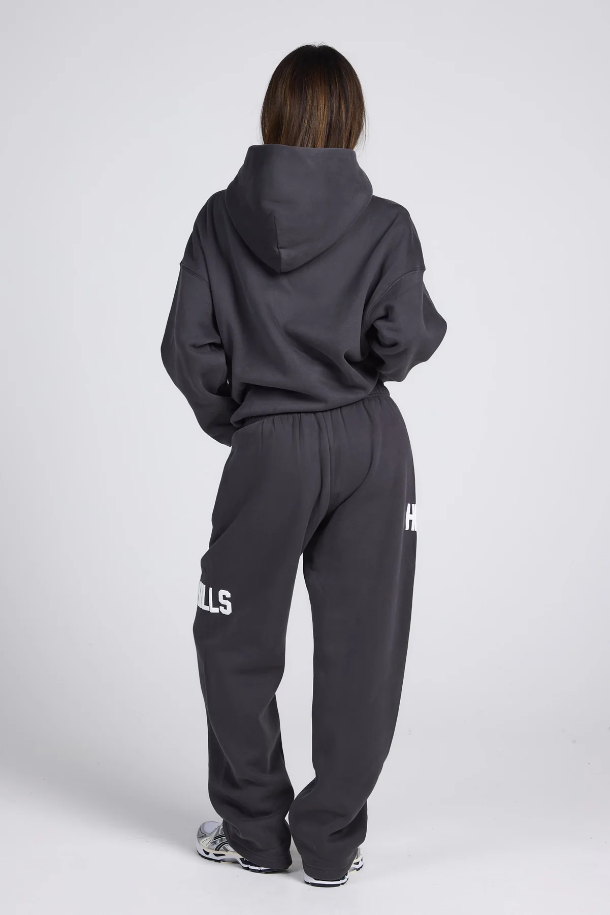 GATED COMMUNITY STRAIGHT LEG SWEATPANTS DARK GRAY