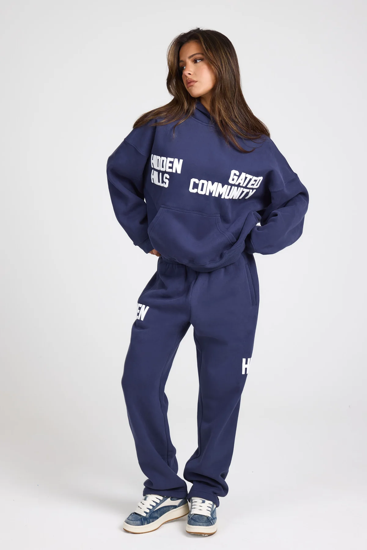 GATED COMMUNITY HOODIE FUTURE DUSK