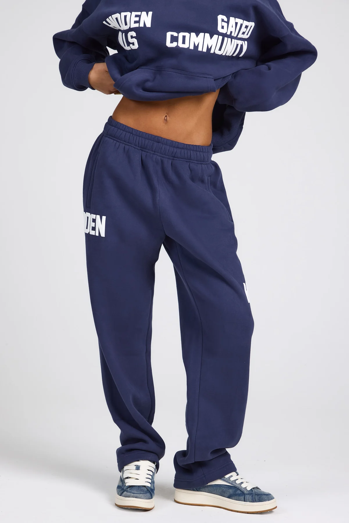 GATED COMMUNITY STRAIGHT LEG SWEATPANTS FUTURE DUSK