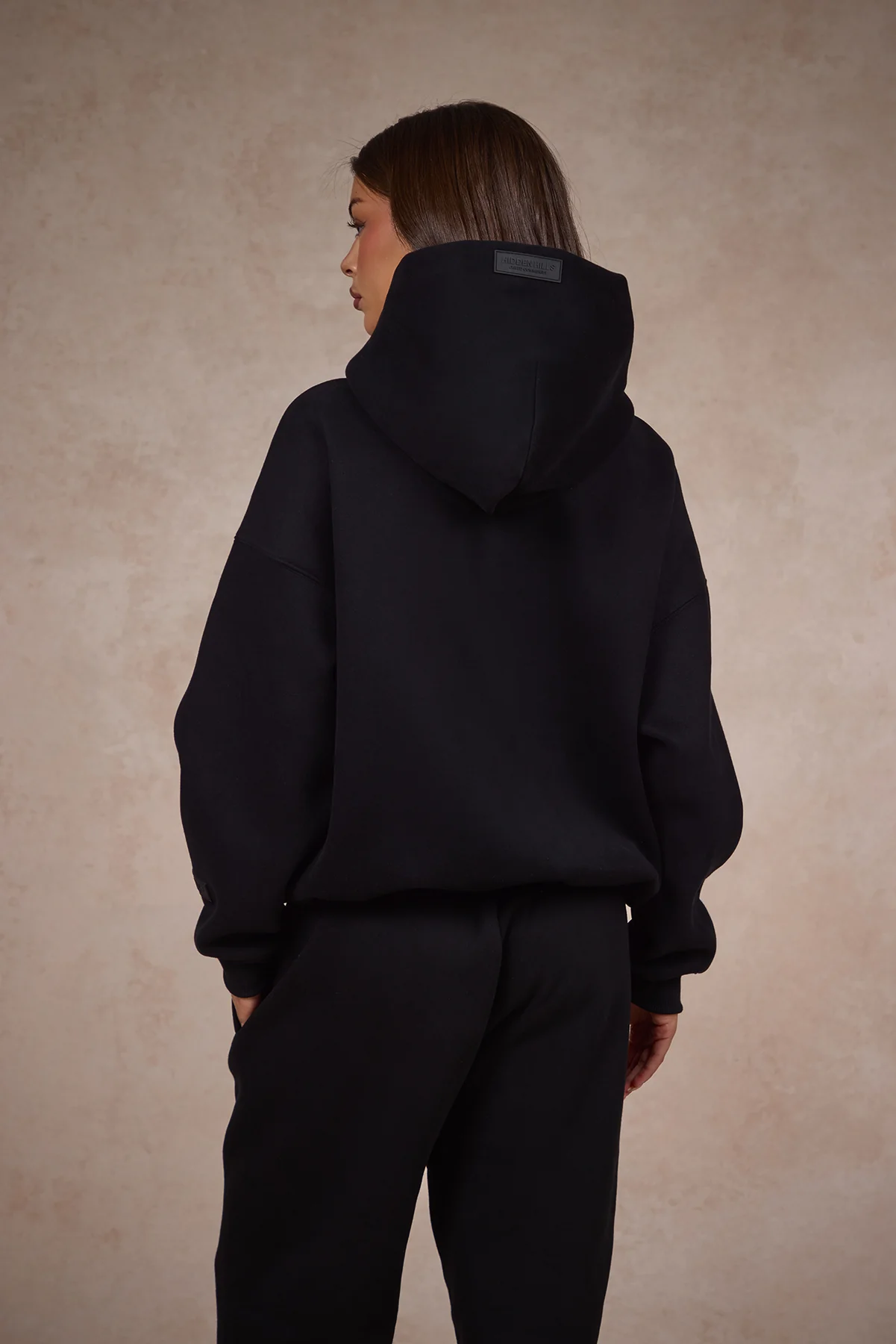BASICS HOODIE BLACK