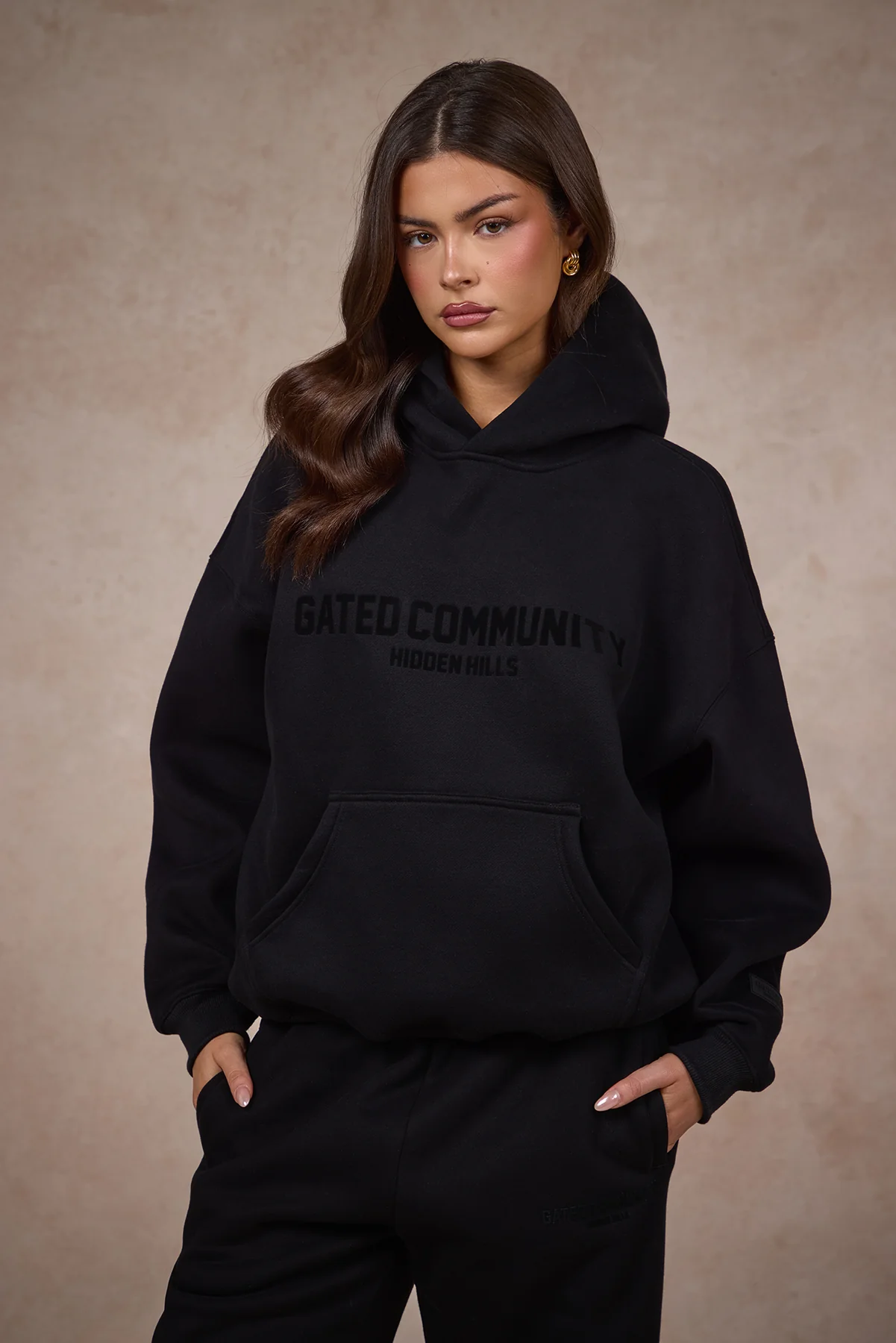 BASICS HOODIE BLACK