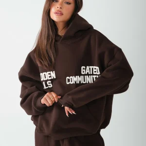 GATED COMMUNITY HOODIE DARK BROWN